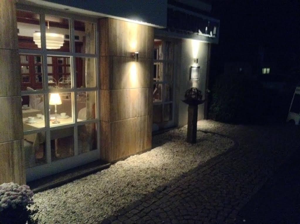 Hotel Haus Roedgen Wilnsdorf Esterno foto